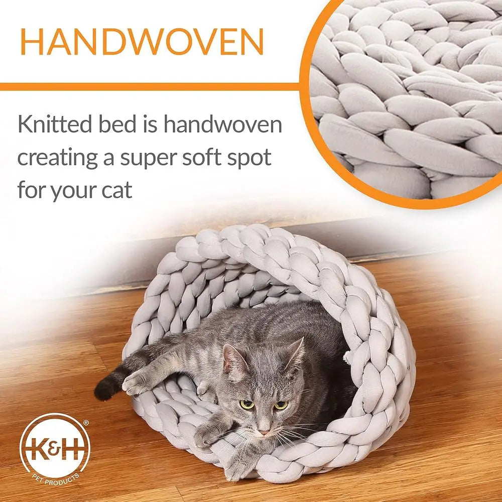Soft Handwoven Knitted Polyester Round Pet Nest Bed Cave Shelter